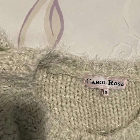 Cream coloured very comfy sweater in size small - Picture 2 of 2